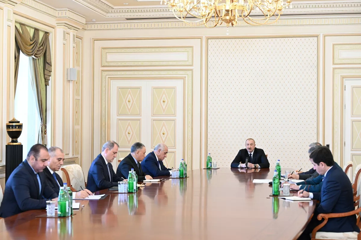 Azerbaijani president holds Security Council meeting 
 Photo