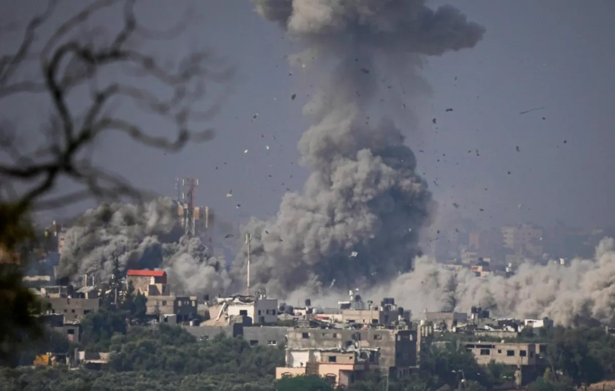 Israeli forces hit key Hamas targets in Khan Younis VIDEO