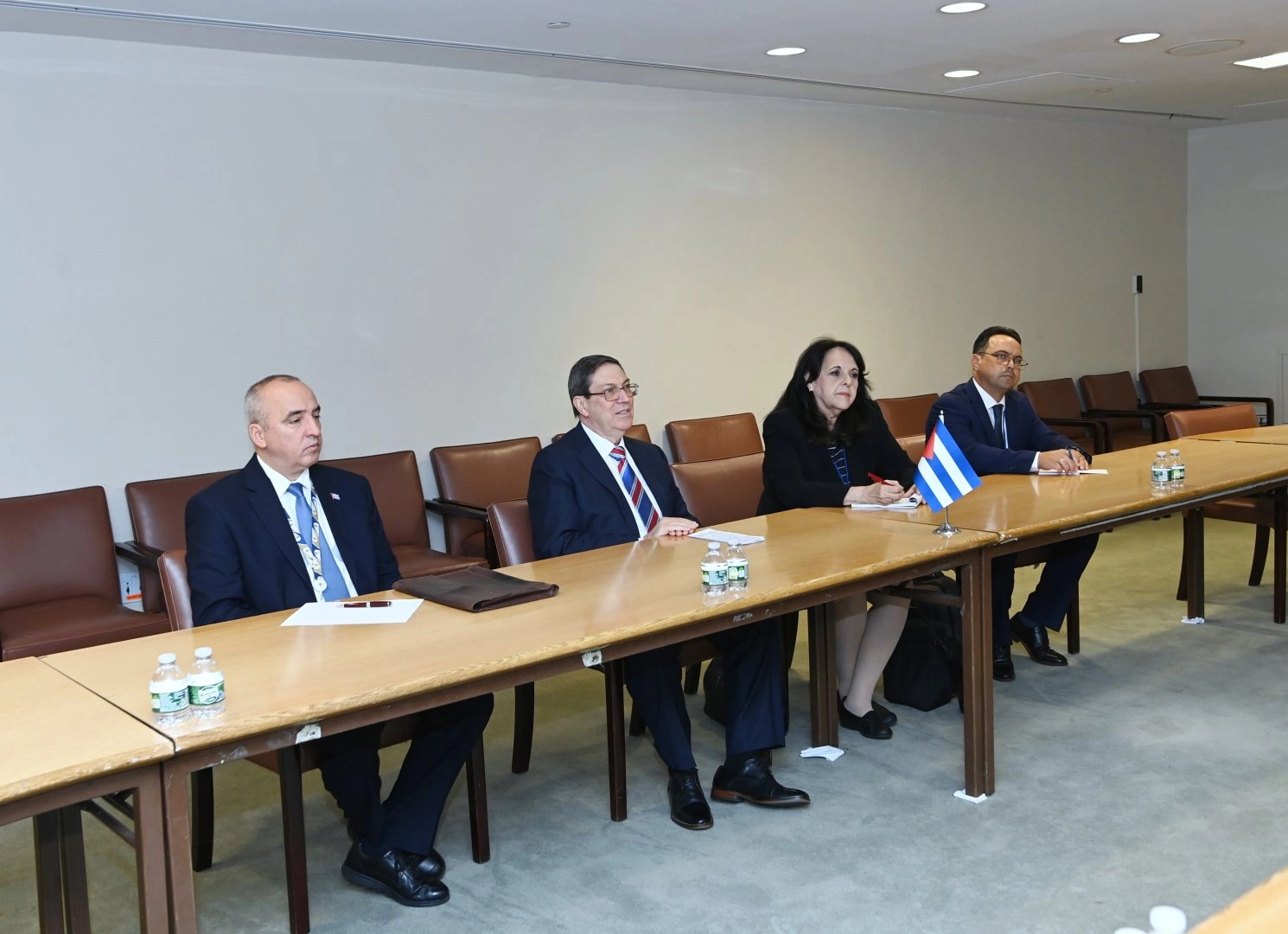 Azerbaijan and Cuba discuss expanding bilateral cooperation (PHOTO)