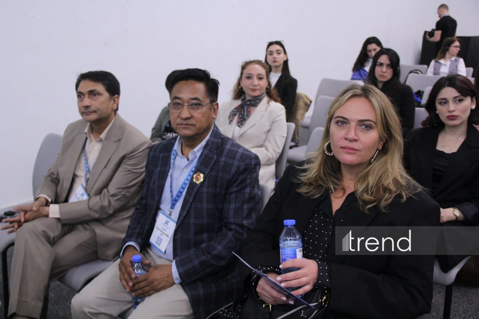Int'l Carpet Forum in Baku holds 2nd session on "Production, Sustainable Development, and Global Distribution" (PHOTO)