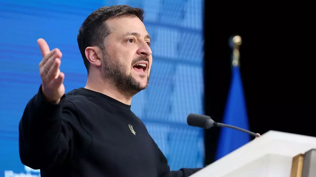 Zelenskyy: Russian drone strikes Chinese vessel PHOTO