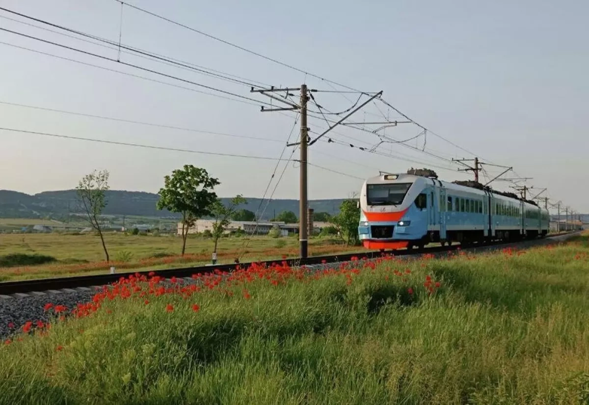 Ukrainian forces strike commuter train in Crimea, one killed