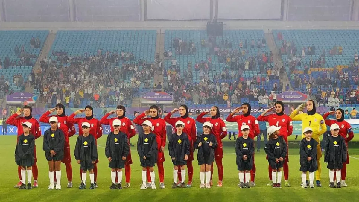 Iran awaits female footballers "with open arms", MFA spox says “Come home”