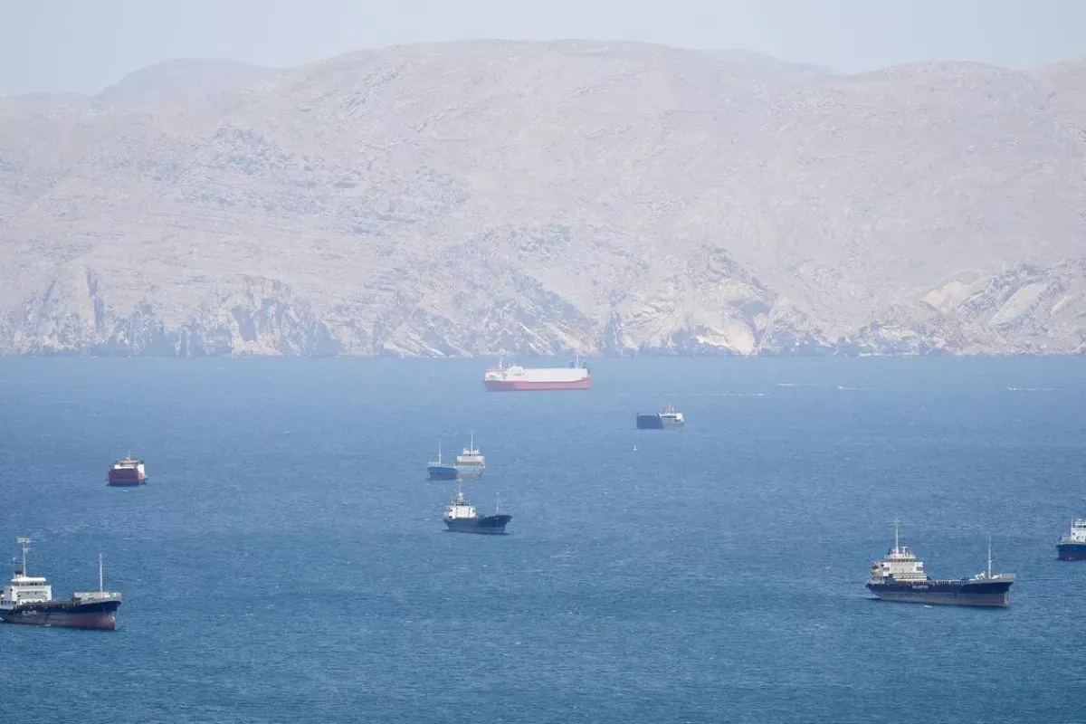 Iran introduces new fee system for vessels crossing Strait of Hormuz