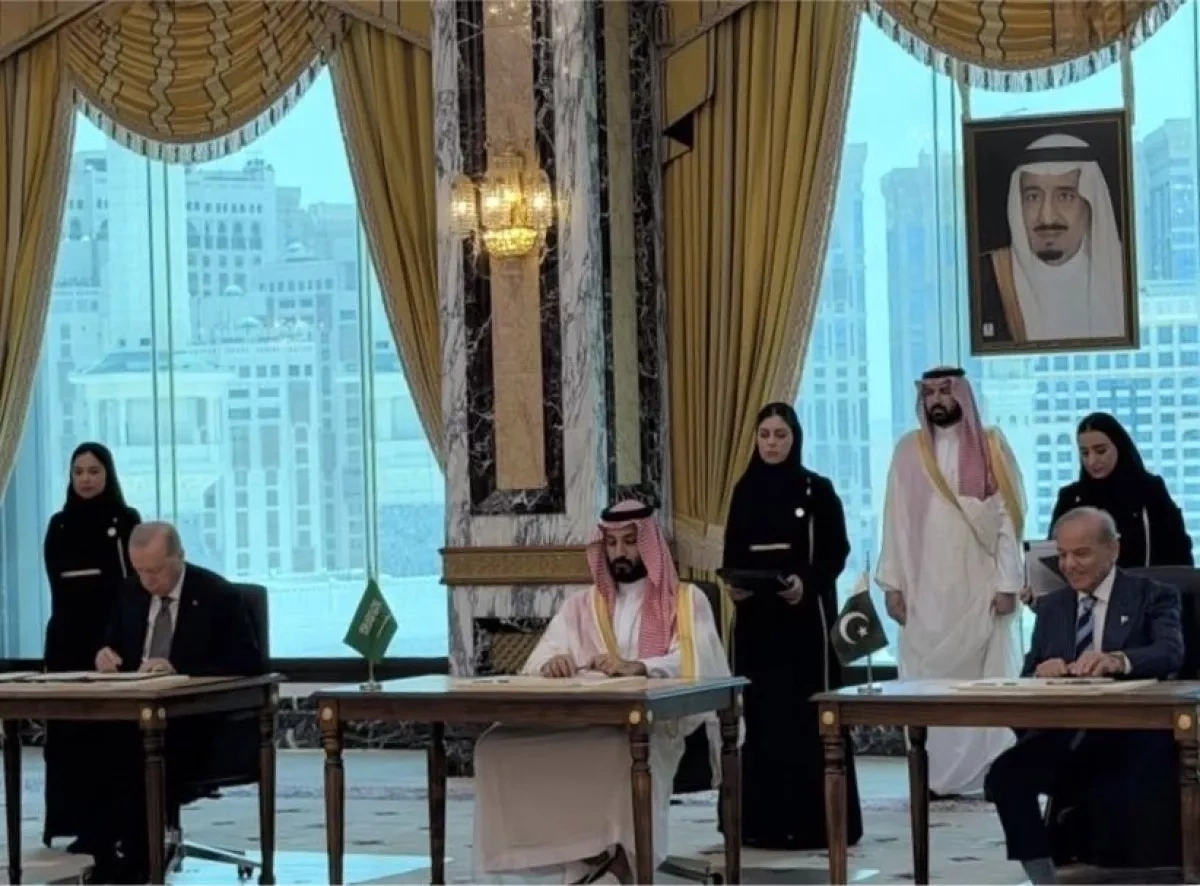 Türkiye, Saudi Arabia, Pakistan sign trilateral defence agreement PHOTO/Updated