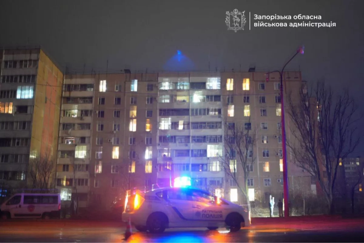 Russian attacks on Zaporizhzhia leave damage, injured after nearly 800 strikes photo / video