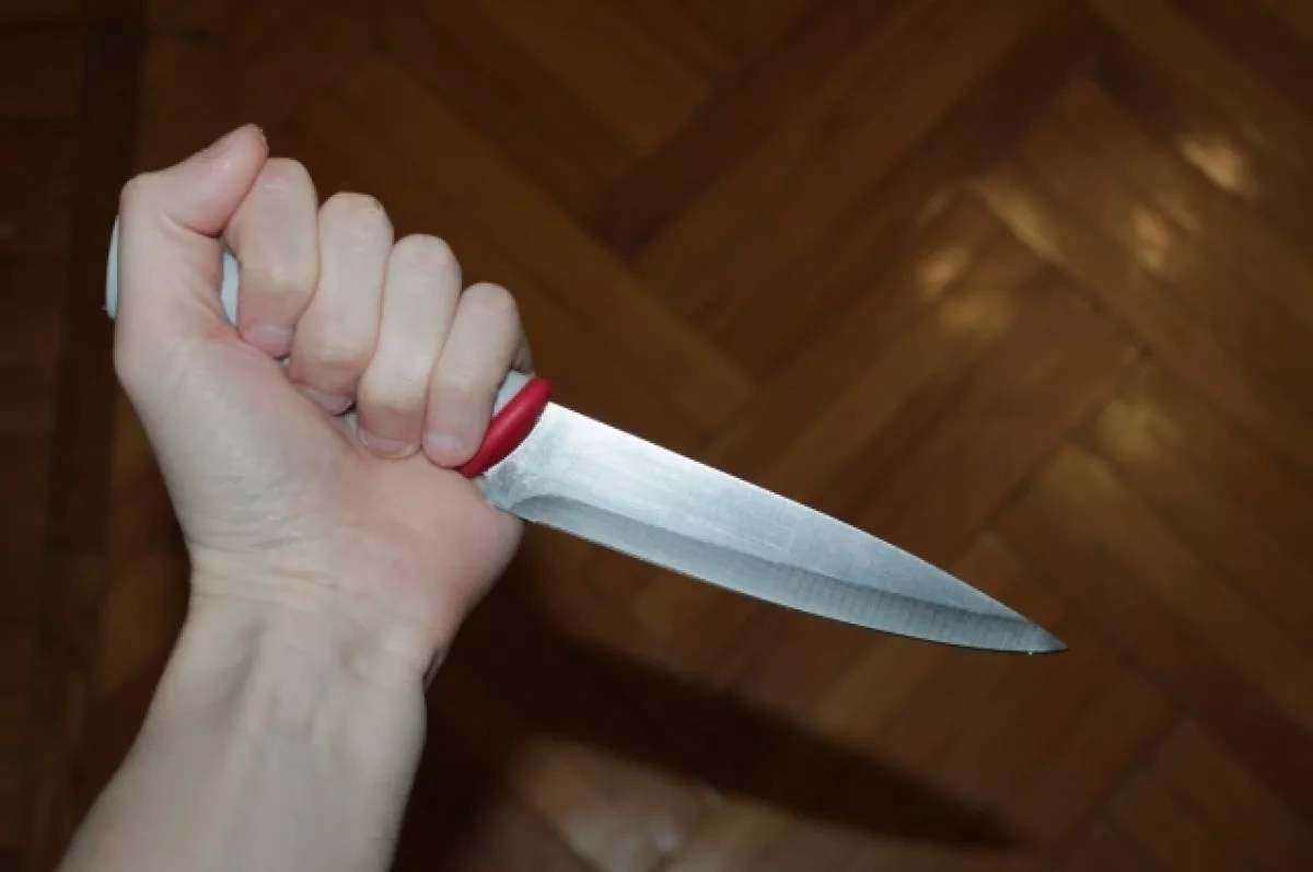 Schoolgirl stabs two in Bosnia and Herzegovina