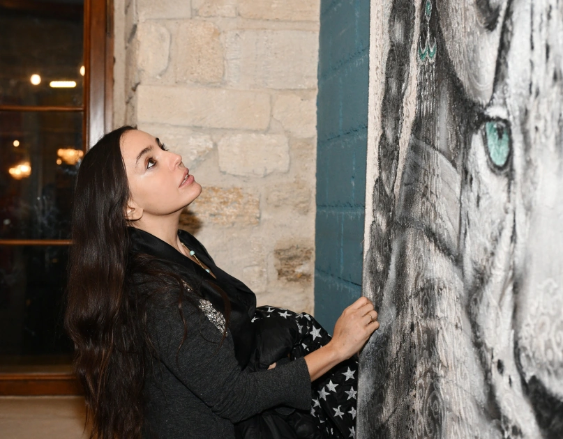 Leyla Aliyeva and Arzu Aliyeva visit International Carpet Festival (PHOTO)