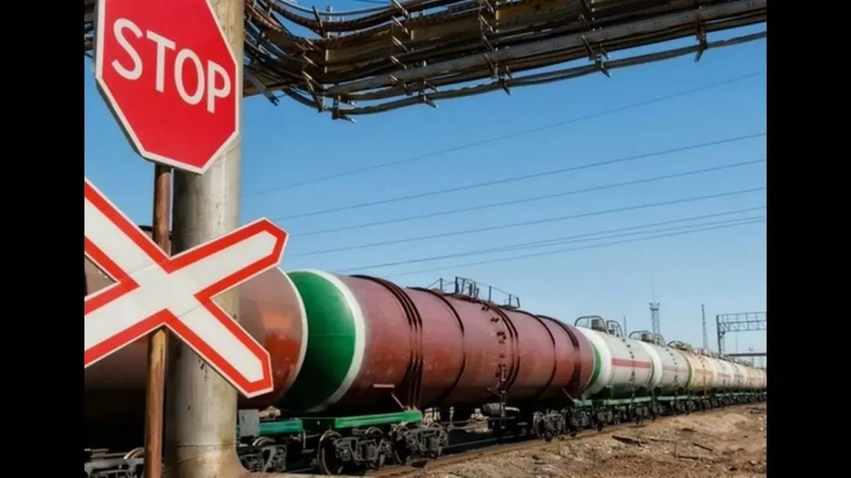 Russia considers reimposing full gasoline export ban