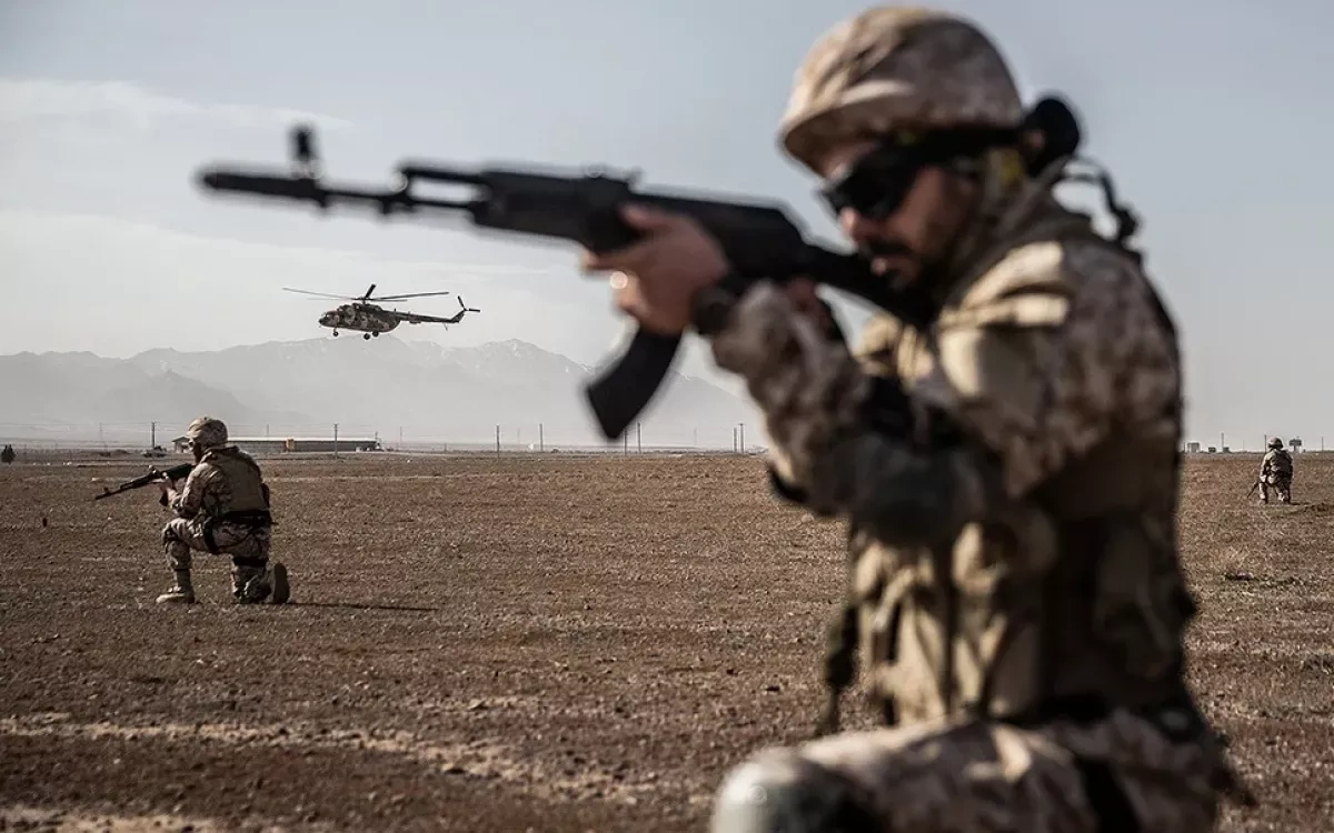 Iran conducts major IRGC ground force drills on southern coastlines Video