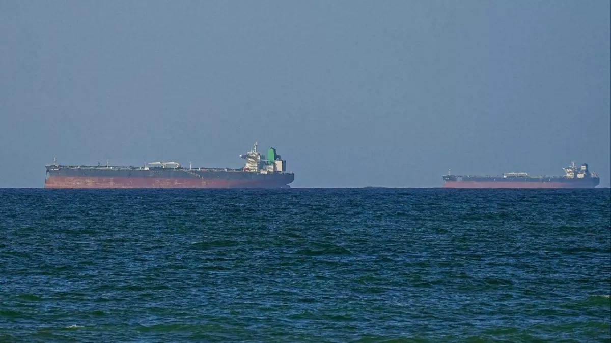 Turkish-owned vessels continue to leave Strait of Hormuz, minister says