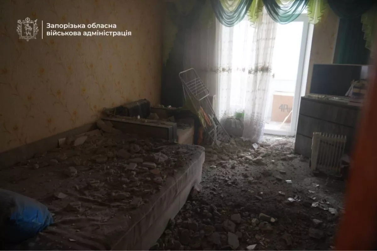 Second morning strike on Ukraine's Zaporizhzhia leaves one dead PHOTO