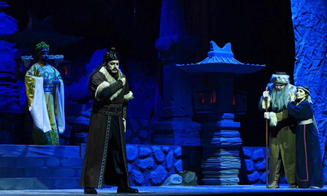 Heydar Aliyev Foundation VP Leyla Aliyeva attends premiere of opera “Turandot” (PHOTO)