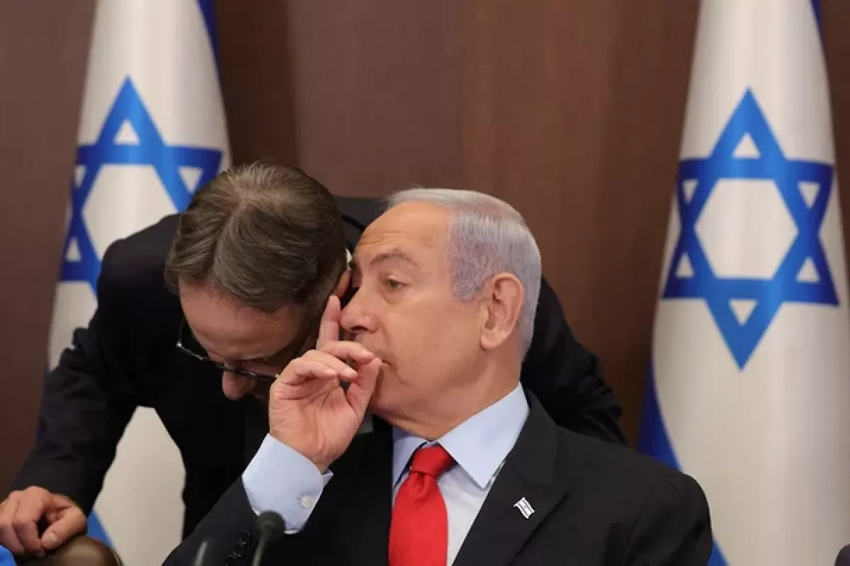 Political turmoil in Israel: Key Netanyahu aide questioned, London mission cancelled