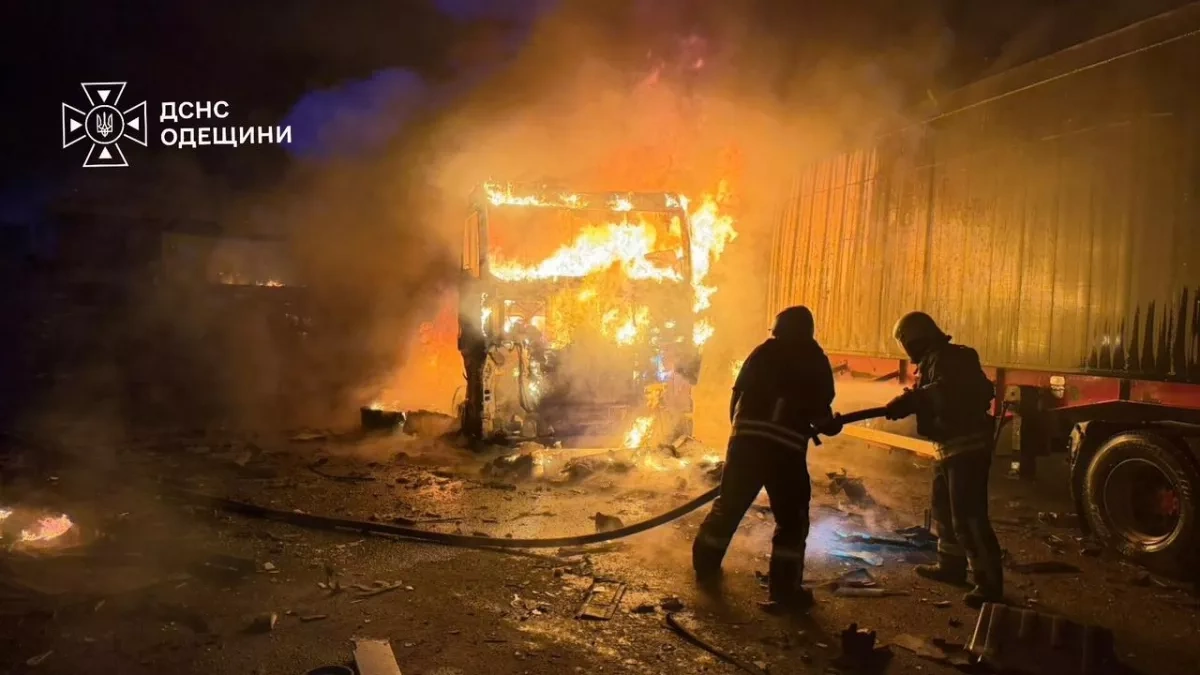 Russian attacks on Ukraine leave two dead, 20 injured PHOTO