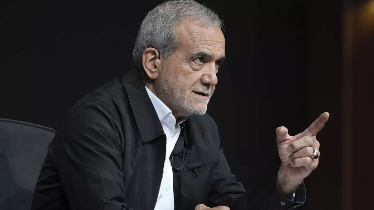 Iranian president: Regional policy driving distance from US, Israel