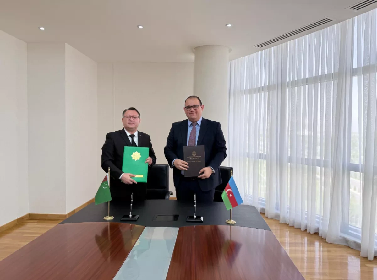 Azerbaijan, Turkmenistan push for smoother visa procedures PHOTO