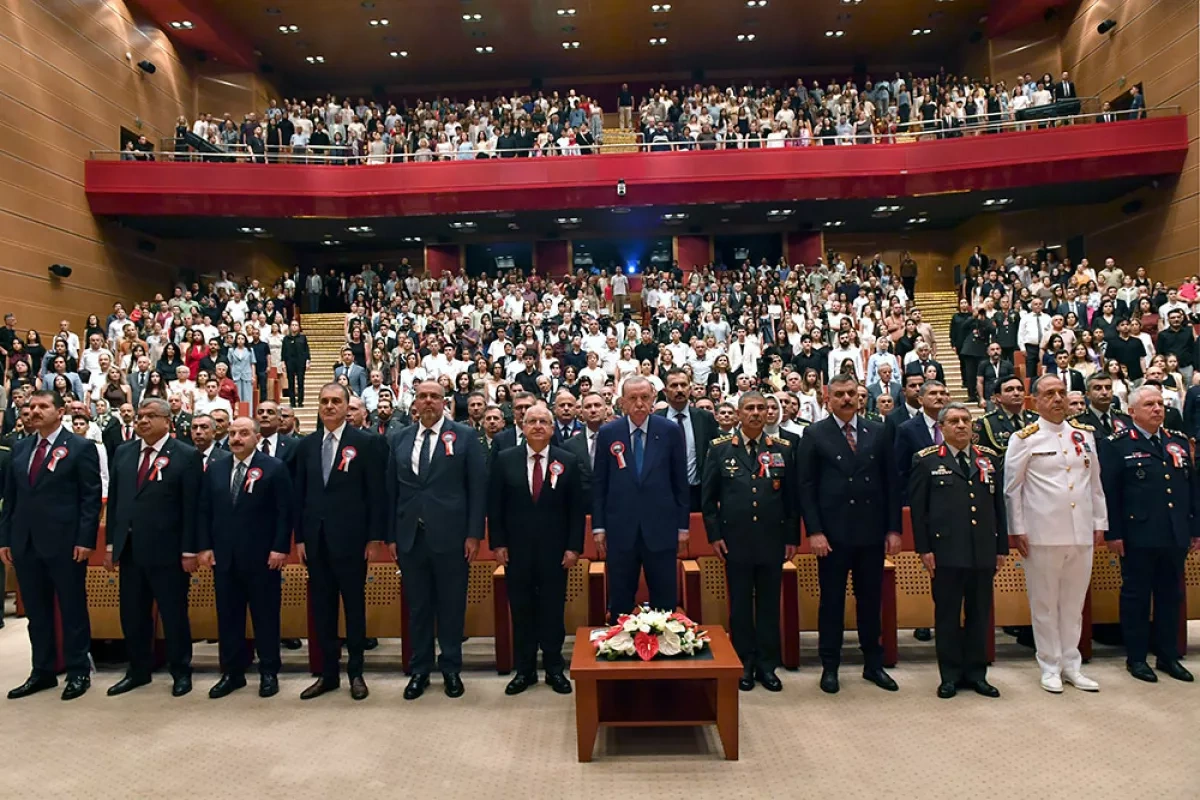 Azerbaijani defence chief visits Türkiye, attends military graduation PHOTO