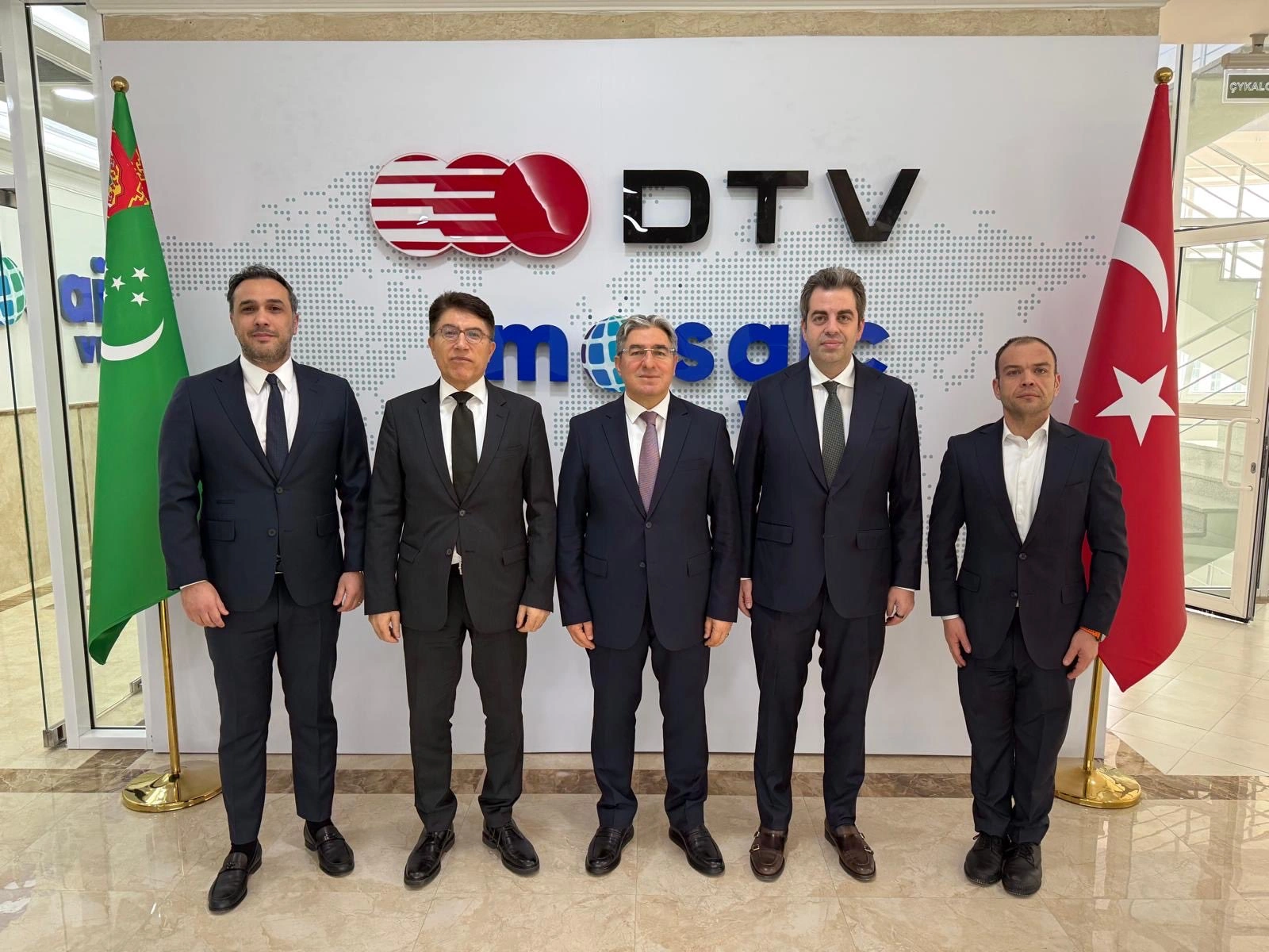 Turkish ambassador pays visit to Mosaic Visa office in Turkmenistan's Ashgabat