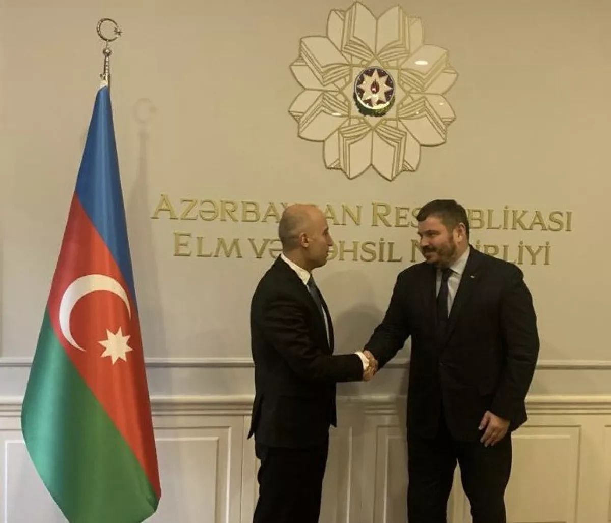 Baku, Kyiv discuss teaching Ukrainian language in Azerbaijan