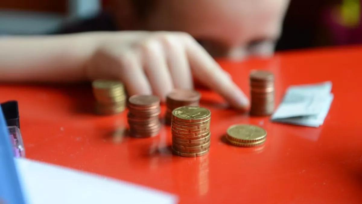 One in five adults in EU face poverty as homelessness hits one million