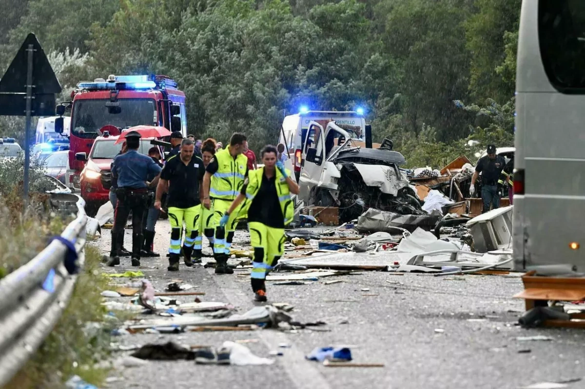 Six killed, 34 injured in multi-vehicle crash in Italy