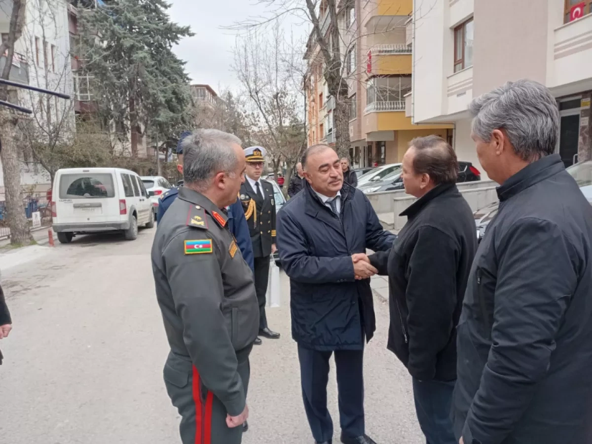 Azerbaijani envoy pays tribute to Turkish officer killed in plane crash Photo