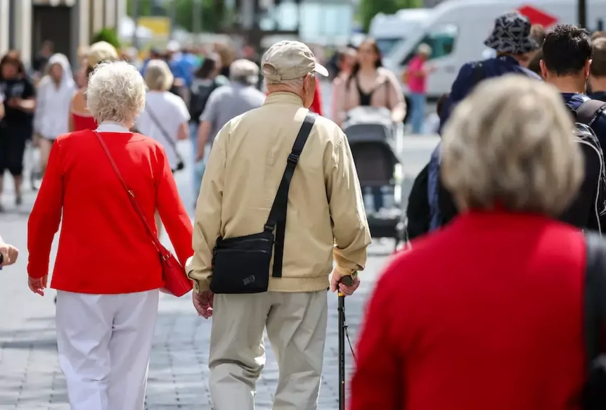 Germany seeks pension reform to ease burden on younger generation