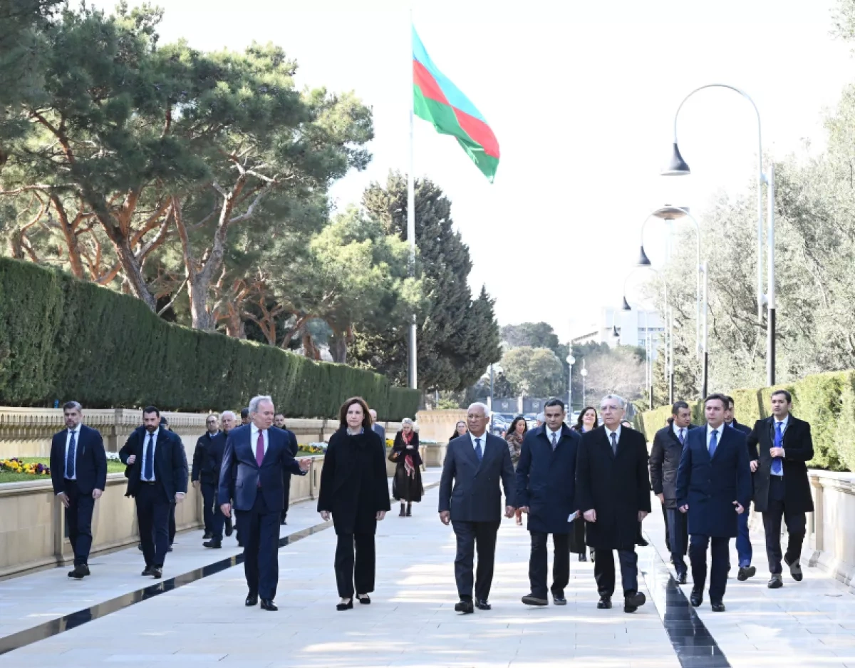 António Costa pays tribute to Azerbaijani heroes during Baku visit photo