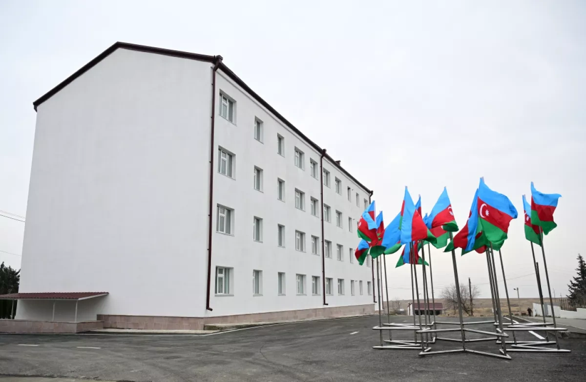 Azerbaijani president reviews master plan of Aghdara city PHOTO