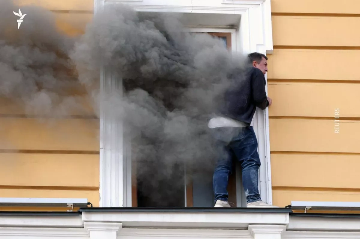 Drone strikes Ukraine’s National Academy of Sciences building in Kyiv VIDEO