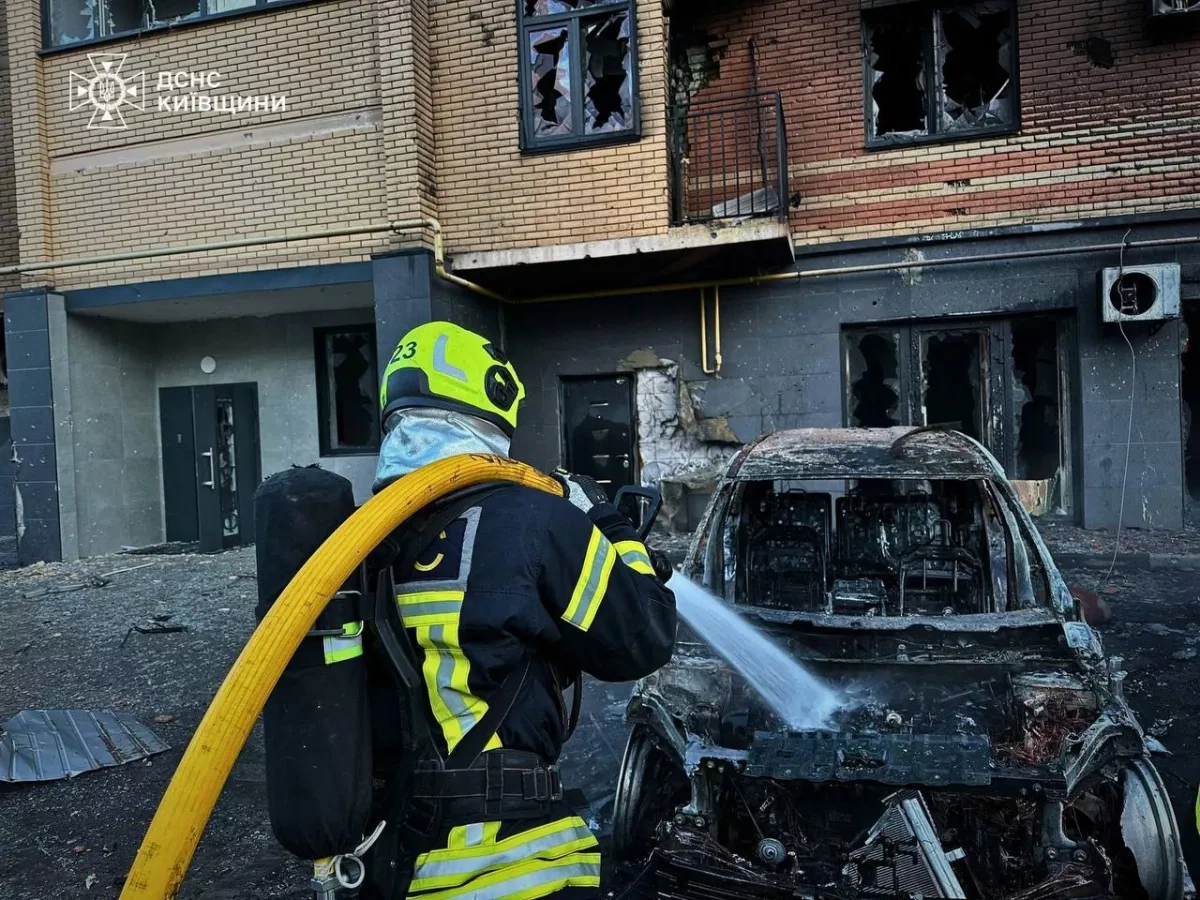 Russian strike turns Kyiv morning into tragedy PHOTO / VIDEO