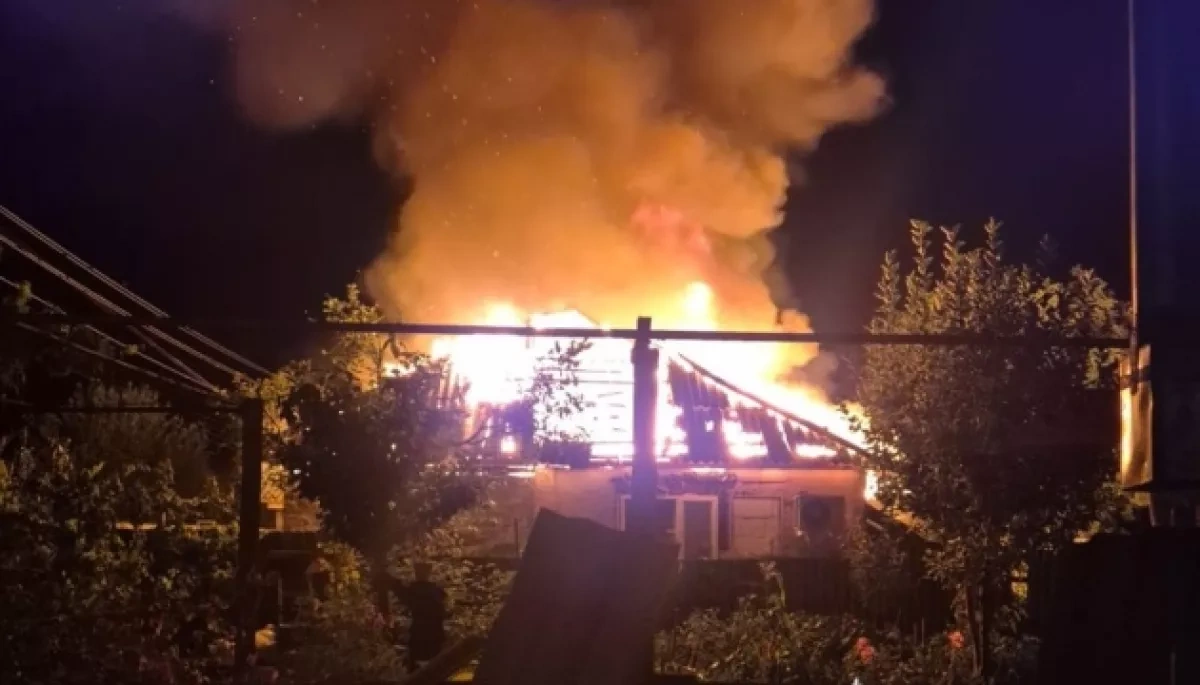 Russian attacks on Ukraine damage border crossing with Moldova PHOTO