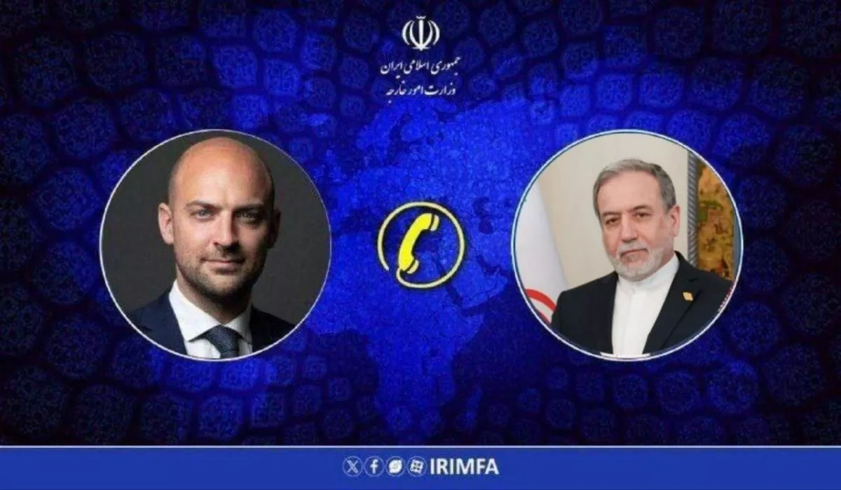 Iranian, French top diplomats discuss regional situation in phone call