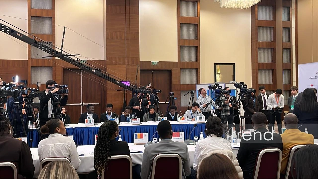 Azerbaijan's Baku hosts International Youth Forum on "Strengthening role of youth in postcolonial era" (PHOTO)