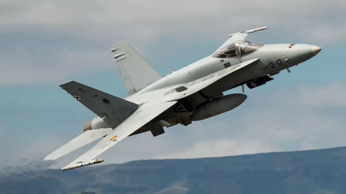 Romania scrambles NATO jets over air target near Ukraine