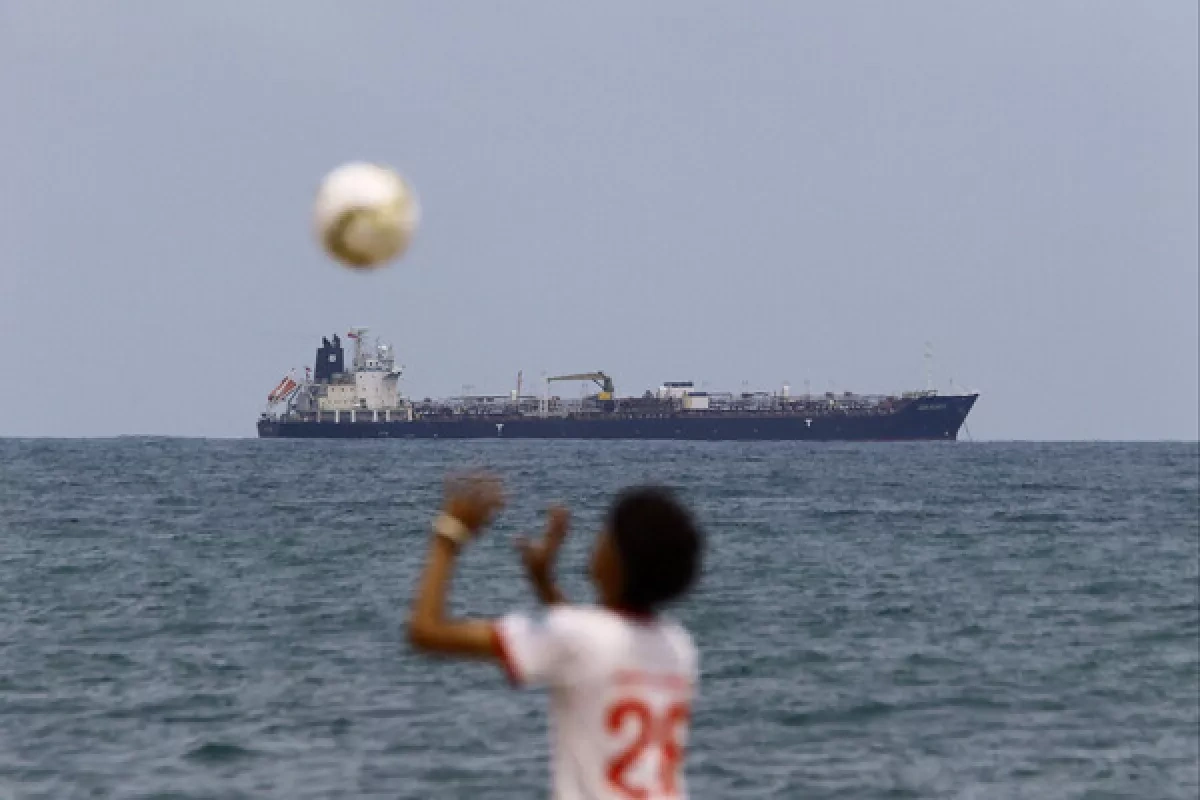 Media: Russian tanker drifting near Cuba amid US blockade concerns