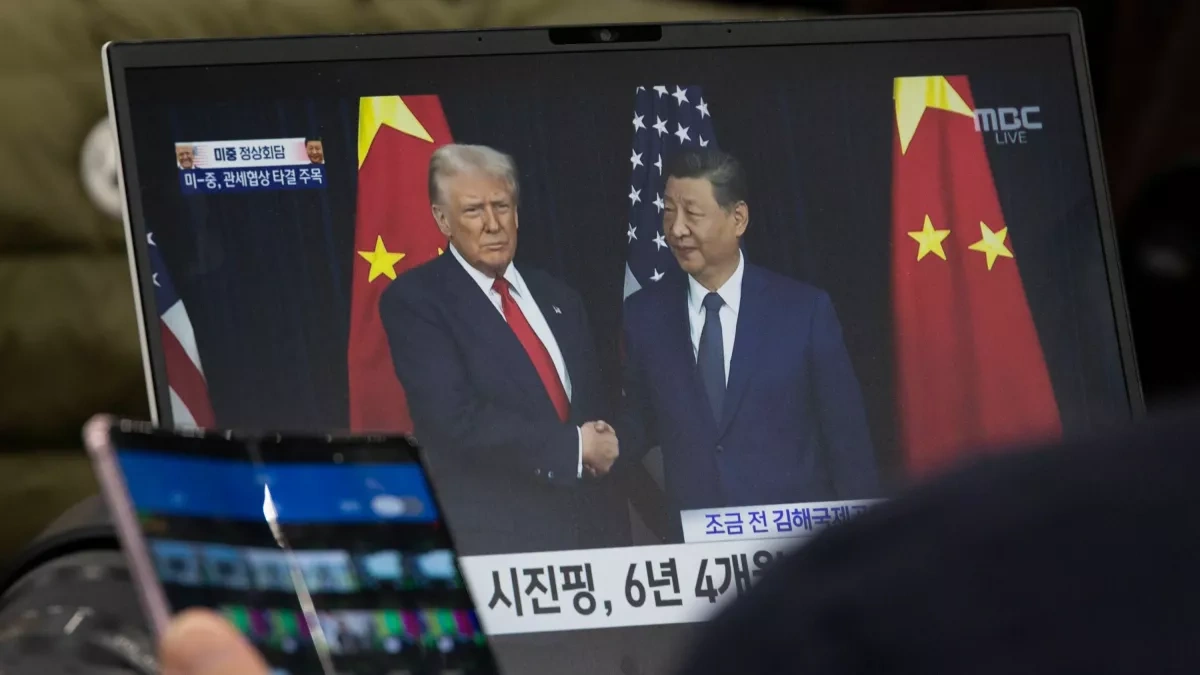 Trump team in China operates under strict “digital lockdown” rules PHOTO