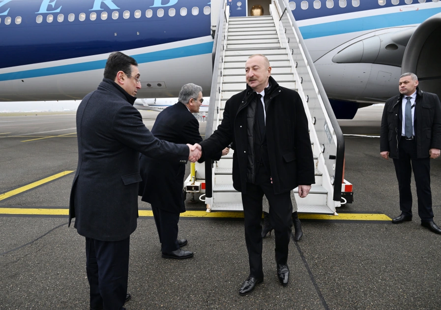 President Ilham Aliyev arrives in Switzerland to attend World Economic Forum annual meeting (PHOTO)