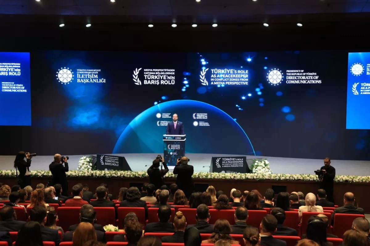 Syrian information minister calls for shift to “peace journalism” in Ankara visit PHOTO