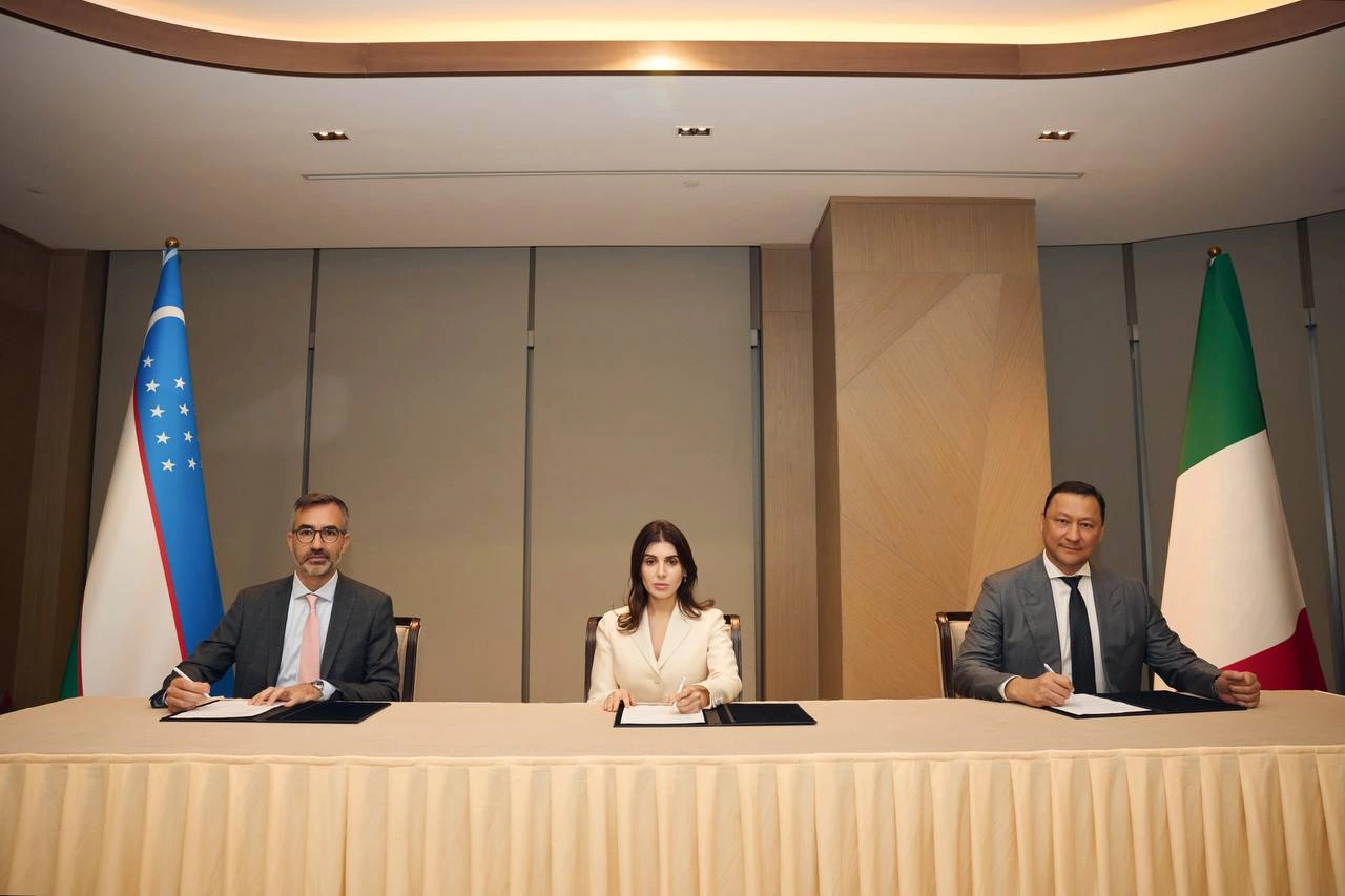 Uzbekistan signs deal to launch “Samarkand Express” luxury train project