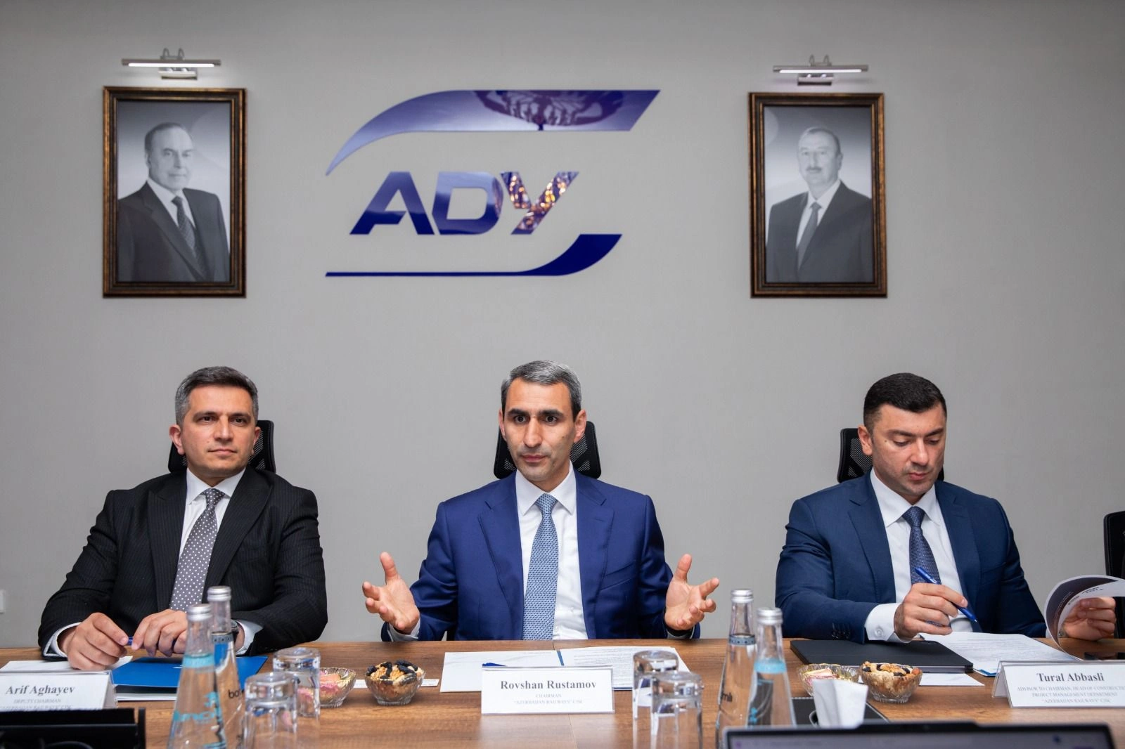 Azerbaijan Railways, AIIB discuss future cooperation (PHOTO)