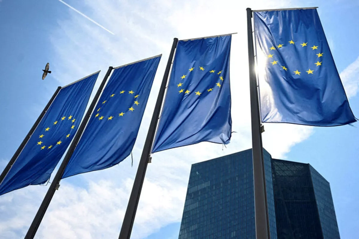 EU says “not a single molecule” of Russian gas should be imported