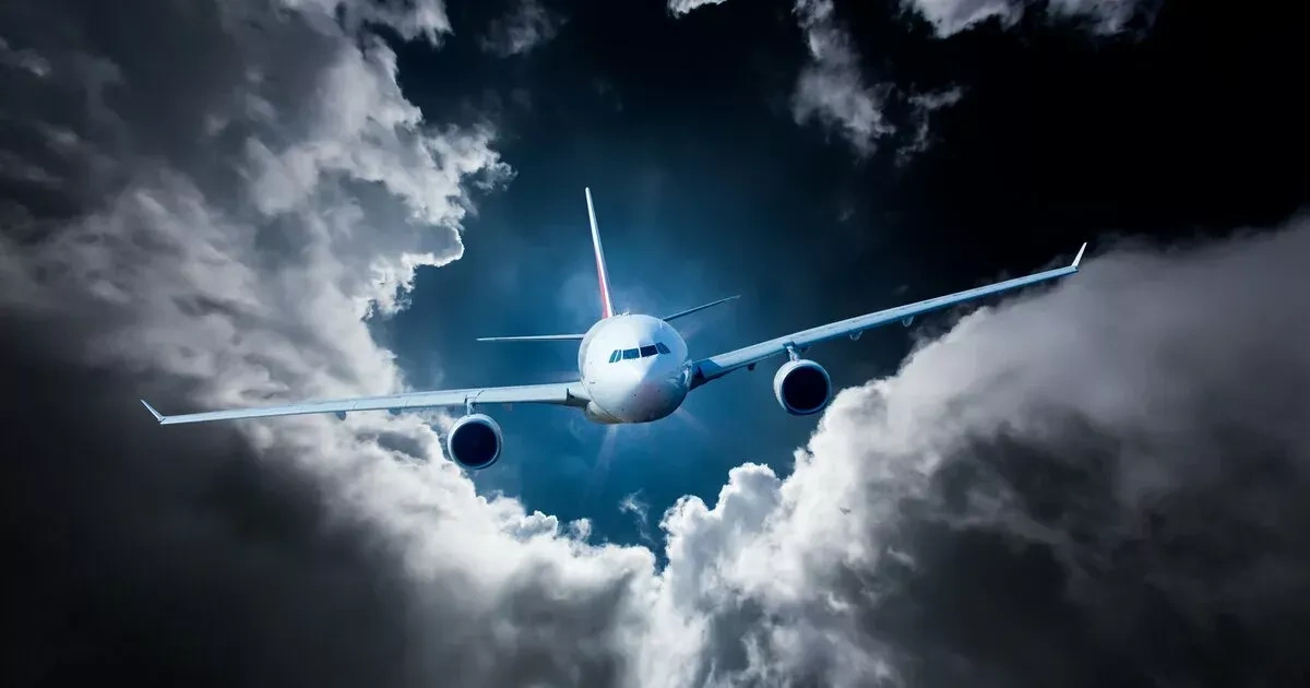 Severe turbulence hits Etihad Airways plane, but it lands safely