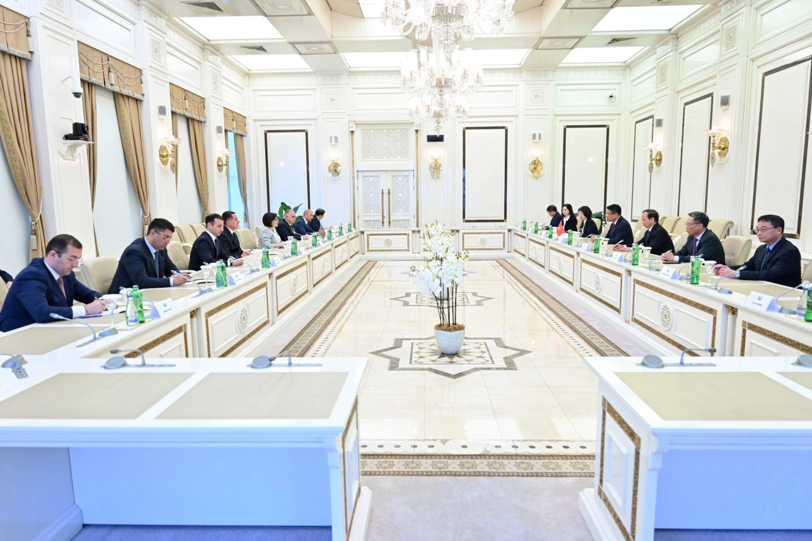 Azerbaijan invites Vietnam to deepen engagement in NAM Parliamentary Network (PHOTO)