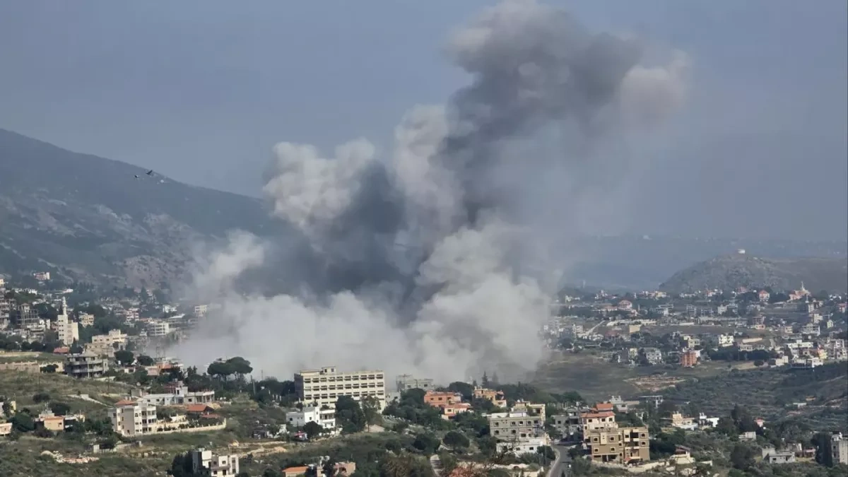 Israeli Air Forces strike Hezbollah positions in Lebanon