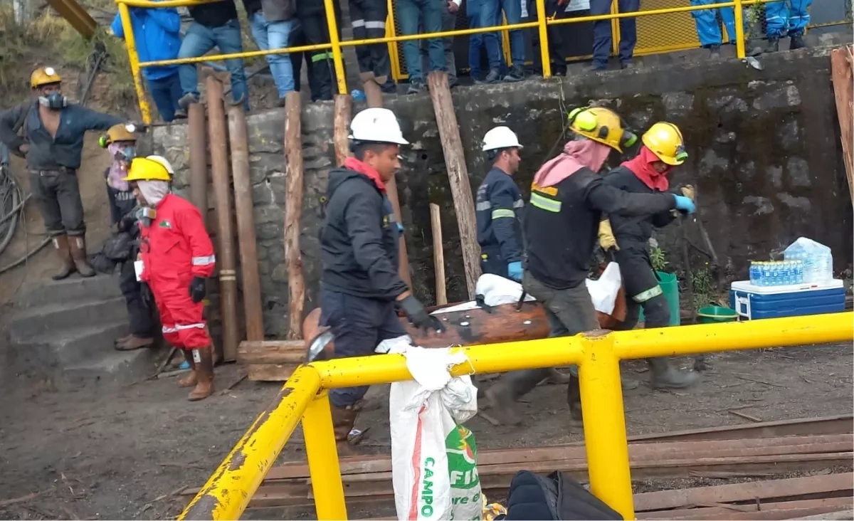 Six miners killed in explosion at Colombian mine PHOTO