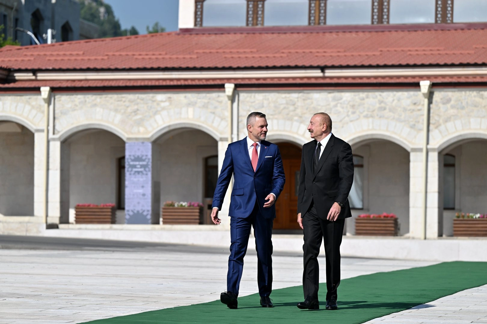 Shusha hosts official welcome ceremony for President of Slovakia (PHOTO)