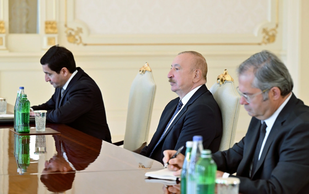 President Ilham Aliyev receives member of U.S. House of Representatives (PHOTO)