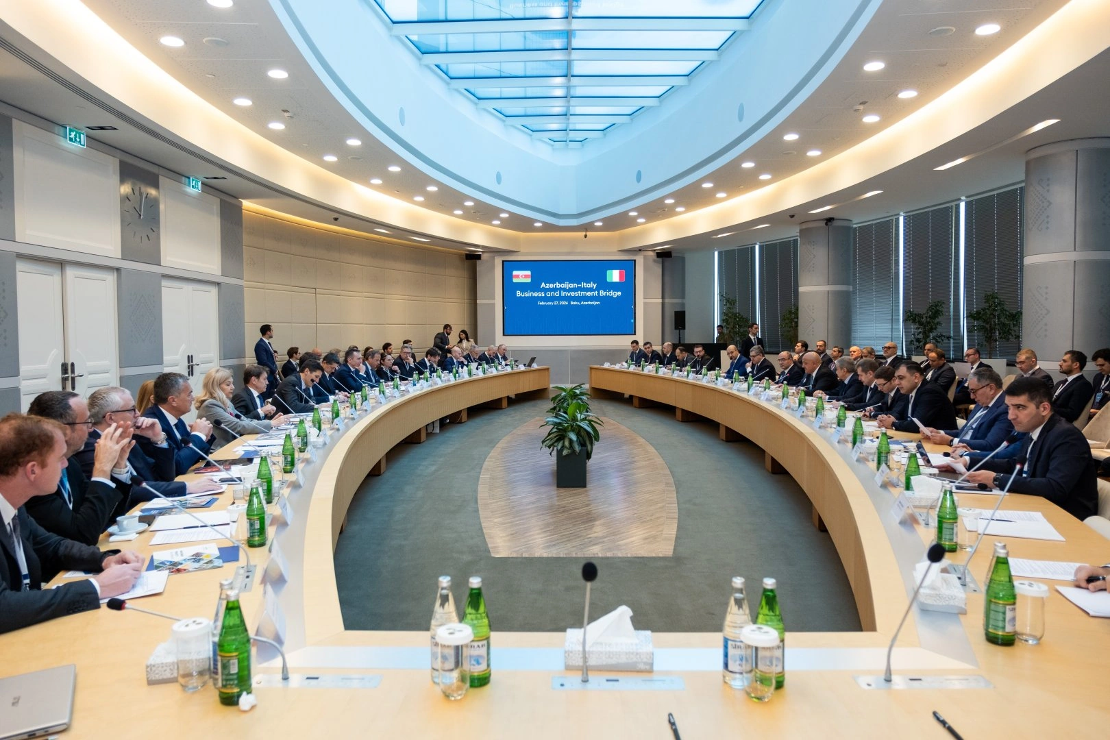 Azerbaijan, Italy explore opportunities for business and investment cooperation